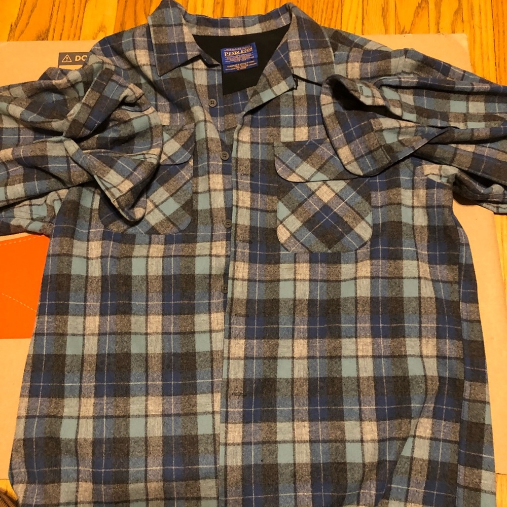 Pendleton button shirt. Wool.